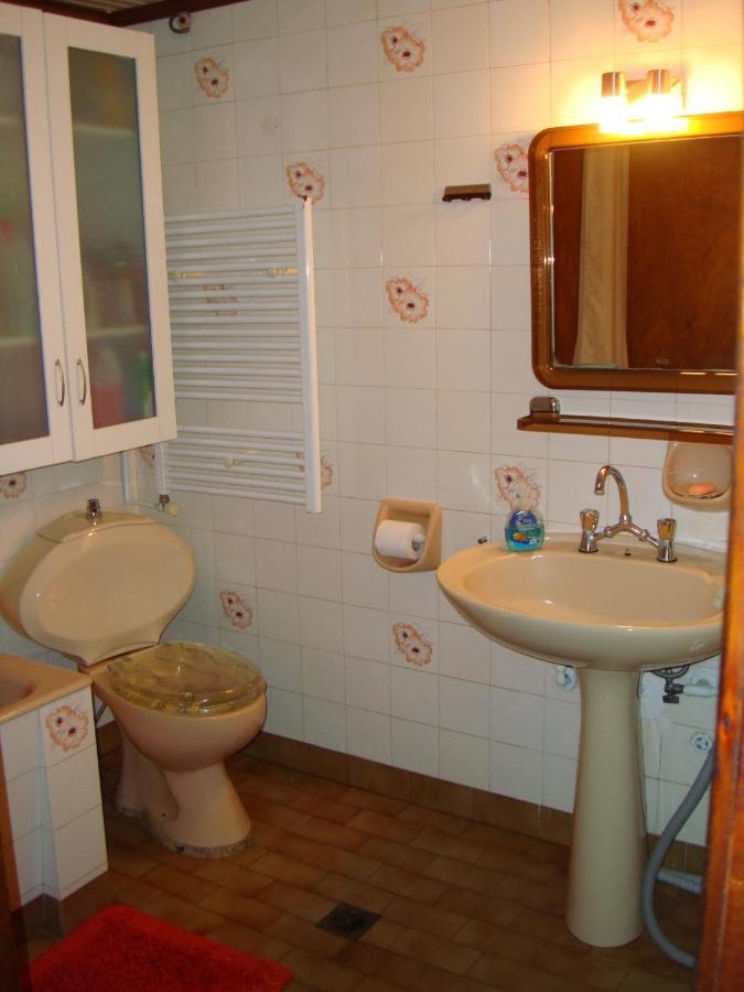 Villa Afroditi Vrasná Buitenkant foto